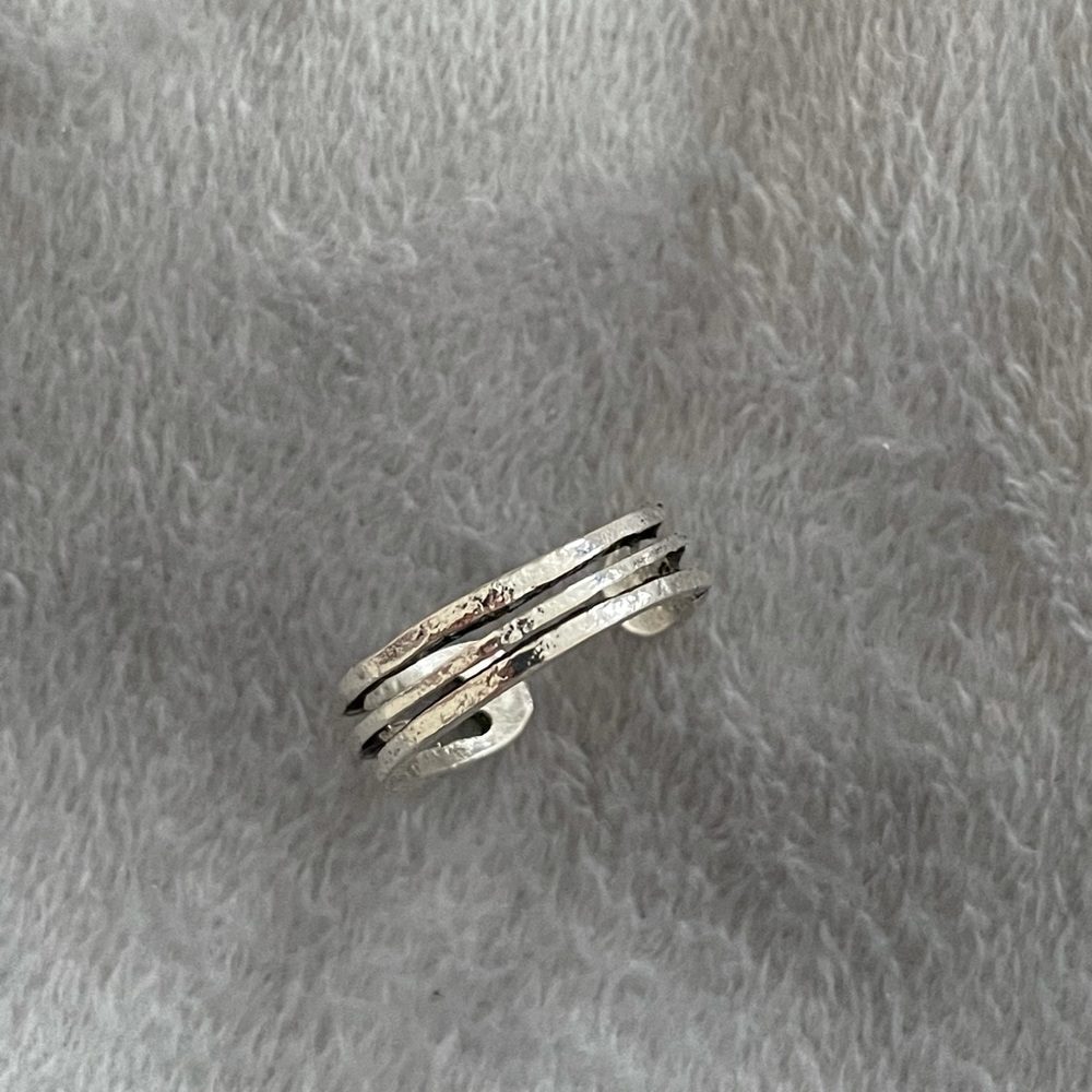 Silver Striped Ring